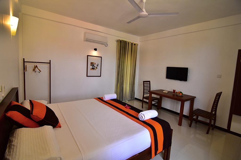 Park Lane 88 Apartments Negombo Zewnętrze zdjęcie